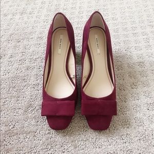 Women Zara Medium Heel Bow Shoes